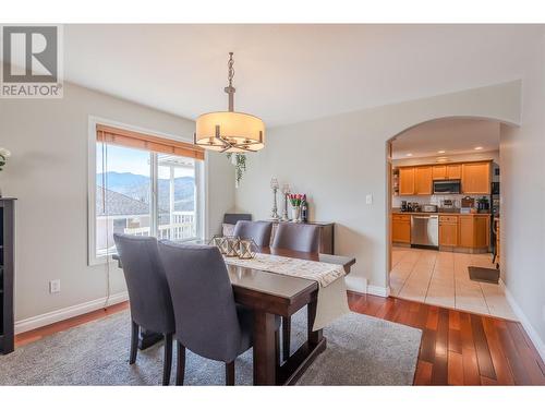 113 Stocks Crescent, Penticton, BC - Indoor Photo Showing Dining Room