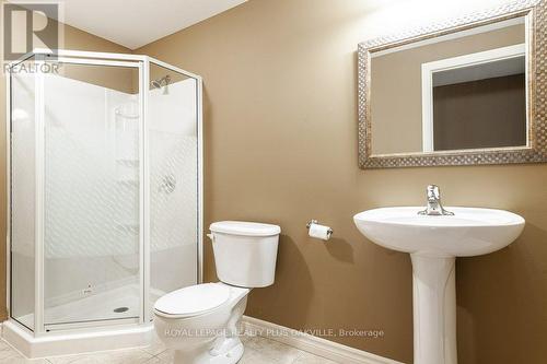 334 Dufferin Street, Stratford, ON - Indoor Photo Showing Bathroom