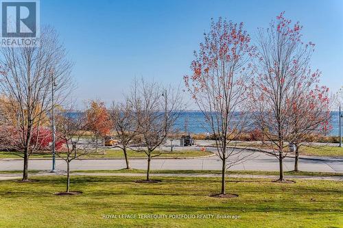 #115 -2095 Lake Shore Blvd W, Toronto, ON - Outdoor With View