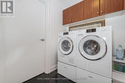#115 -2095 Lake Shore Blvd W, Toronto, ON - Indoor Photo Showing Laundry Room
