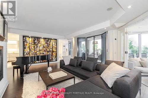 #115 -2095 Lake Shore Blvd W, Toronto, ON - Indoor Photo Showing Living Room With Fireplace