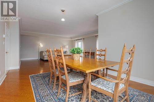 #402 -30 Anglesey Blvd, Toronto, ON - Indoor Photo Showing Dining Room