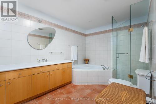 #402 -30 Anglesey Blvd, Toronto, ON - Indoor Photo Showing Bathroom