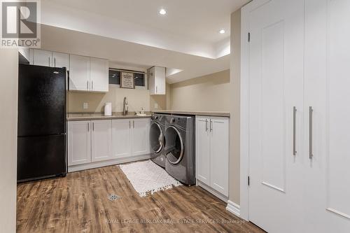 675 North Shore Boulevard E, Burlington, ON - Indoor Photo Showing Laundry Room