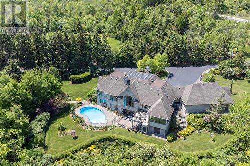 5652 Steeles Ave W, Milton, ON - Outdoor With Above Ground Pool