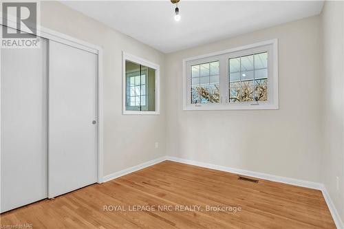 4 Furminger Pl, St. Catharines, ON - Indoor Photo Showing Other Room