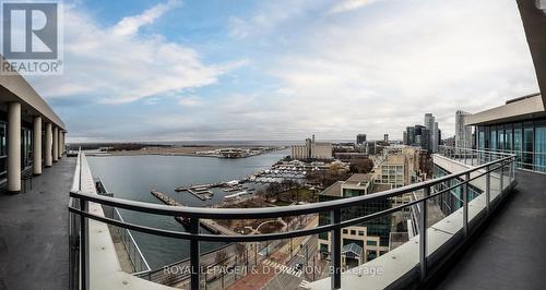 #Lph01 -410 Queens Quay W, Toronto, ON - Outdoor With Body Of Water With View