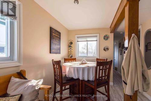 #34 -311 Dundas St, Quinte West, ON - Indoor Photo Showing Dining Room