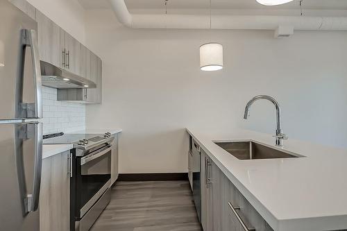 121 King Street E|Unit #308, Hamilton, ON - Indoor Photo Showing Kitchen With Stainless Steel Kitchen With Upgraded Kitchen