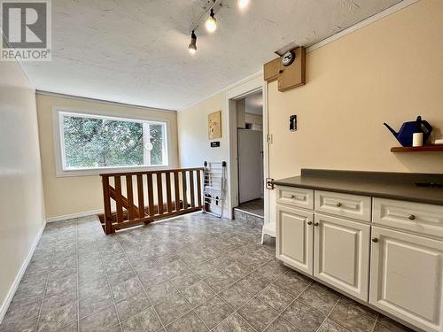 658 Sunset Drive, Williams Lake, BC - Indoor Photo Showing Other Room
