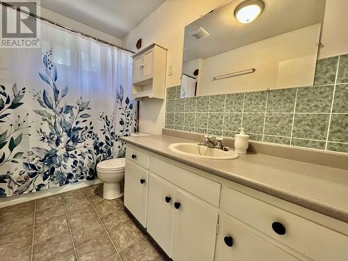 658 Sunset Drive, Williams Lake, BC - Indoor Photo Showing Bathroom