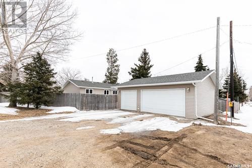 505 Chipman Street, Luseland, SK - Outdoor