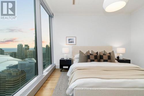 3305 - 183 Wellington Street W, Toronto, ON - Indoor Photo Showing Bedroom