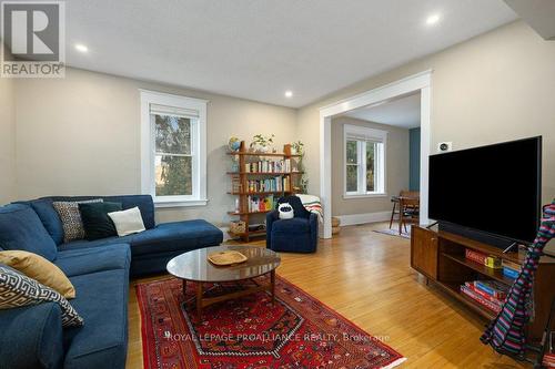 153 George Street, Belleville, ON - Indoor Photo Showing Living Room