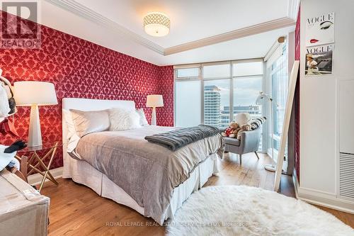 3302 - 2181 Yonge Street, Toronto, ON - Indoor Photo Showing Bedroom