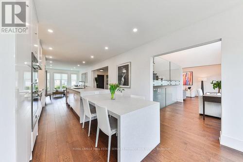 1036 Masters Green, Oakville, ON - Indoor Photo Showing Dining Room