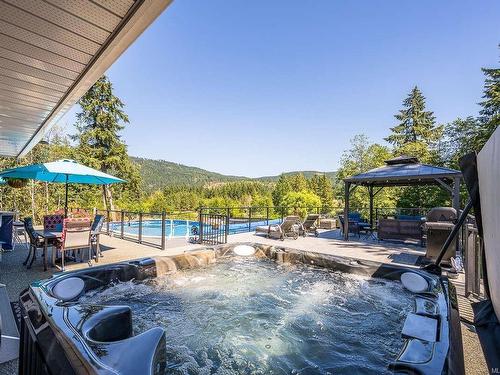 6299 Cherry Creek Rd, Port Alberni, BC - Outdoor With In Ground Pool