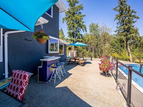 6299 Cherry Creek Rd, Port Alberni, BC - Outdoor With In Ground Pool