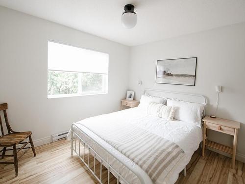 160 Petersen Rd, Campbell River, BC - Indoor Photo Showing Bedroom