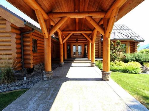 351 Lakeshore Drive, Chase, BC - Outdoor