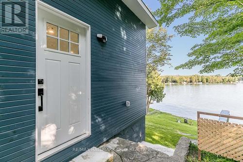 47 Moon Point Dr, Oro-Medonte, ON - Outdoor With Body Of Water