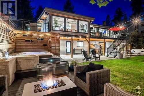 3260 Robinson Road, North Vancouver, BC - Outdoor With Exterior