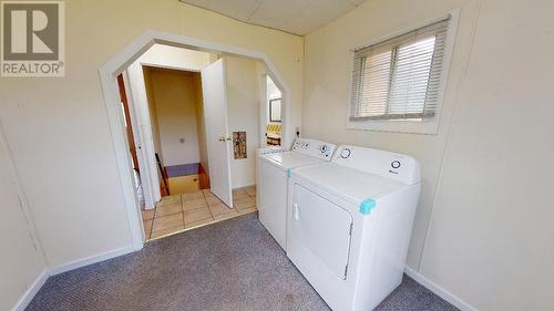 9212 90 Street, Fort St. John, BC - Indoor Photo Showing Laundry Room
