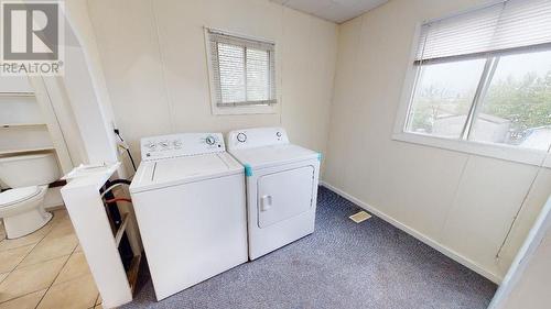 9212 90 Street, Fort St. John, BC - Indoor Photo Showing Laundry Room