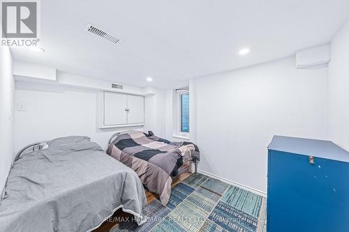 180 Lippincott St, Toronto, ON - Indoor Photo Showing Bedroom