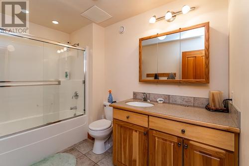 3698 Mclarty Crescent, Prince George, BC - Indoor Photo Showing Bathroom