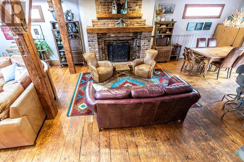 627 Bayshore Blvd, Burlington, ON - Indoor Photo Showing Living Room With Fireplace