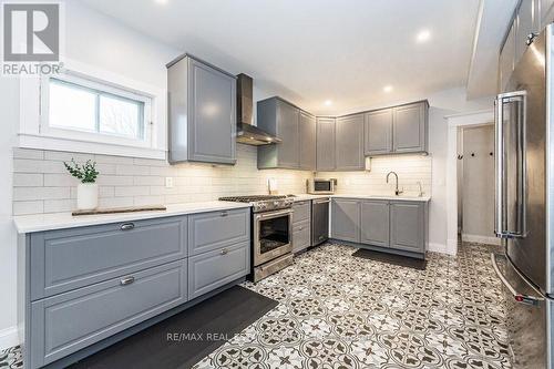 117 Grange Street, Guelph, ON - Indoor Photo Showing Kitchen With Upgraded Kitchen