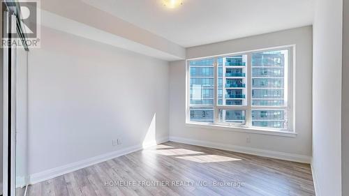 #1915 -7171 Yonge St, Markham, ON - Indoor Photo Showing Other Room