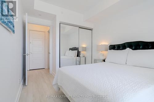 C202 - 301 Sea Ray Avenue, Innisfil, ON - Indoor Photo Showing Bedroom