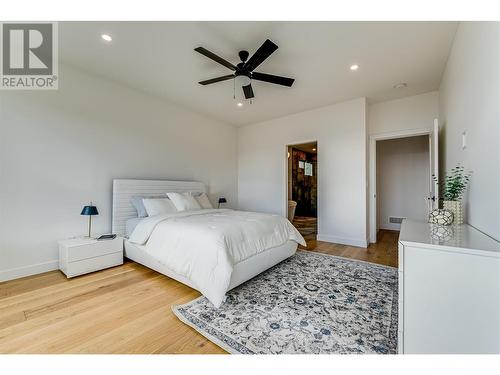 7155 Apex Drive, Vernon, BC - Indoor Photo Showing Bedroom