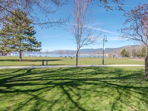 602-86 Lakeshore Drive, Penticton, BC - Outdoor With View
