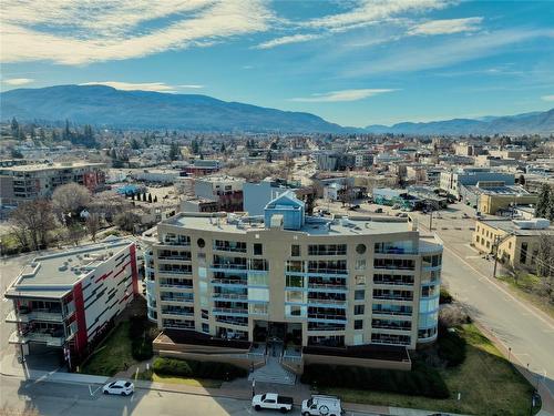 602-86 Lakeshore Drive, Penticton, BC - Outdoor With View