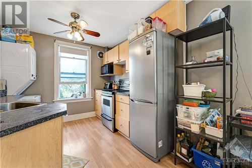 Unit 2 - 280 Arlington Avenue, Ottawa, ON - Indoor Photo Showing Kitchen
