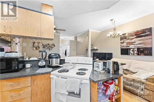 Unit 1 - 280 Arlington Avenue, Ottawa, ON - Indoor Photo Showing Kitchen