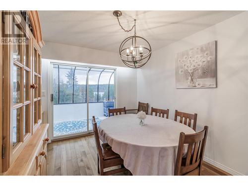 4715 Parker Court, 108 Mile Ranch, BC - Indoor Photo Showing Dining Room