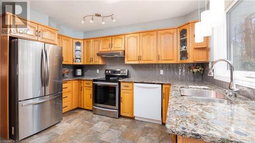 2 Sauble Woods Cres N, Sauble Beach, ON - Indoor Photo Showing Kitchen With Double Sink