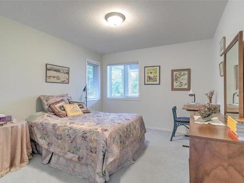 3547 Royal Gala Drive, West Kelowna, BC - Indoor Photo Showing Bedroom