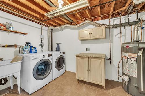 Laundry/Utility room - 90 Strada Boulevard, St. Catharines, ON - Indoor Photo Showing Laundry Room