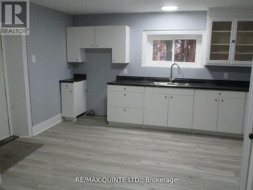 37 Rollins St S, Madoc, ON - Indoor Photo Showing Kitchen