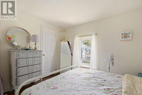 12 Bowery Street, Prince Edward County, ON - Indoor Photo Showing Bedroom