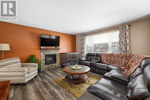 160 Shannonville Rd, Tyendinaga, ON - Indoor Photo Showing Living Room With Fireplace