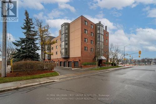 404 - 1 Queen Street, Cobourg, ON - Outdoor