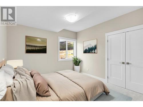2547 Pinnacle Ridge Drive, West Kelowna, BC - Indoor Photo Showing Bedroom