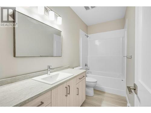 2547 Pinnacle Ridge Drive, West Kelowna, BC - Indoor Photo Showing Bathroom