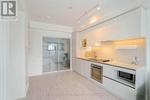#1108 -5 Buttermill Ave, Vaughan, ON - Indoor Photo Showing Kitchen With Upgraded Kitchen